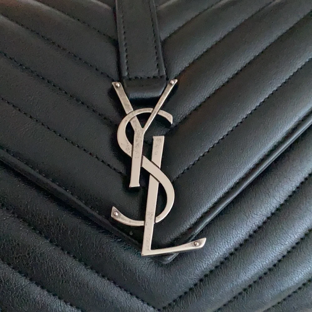 SAINT LAURENT COLLEGE MEDIUM IN QUILTED LEATHER